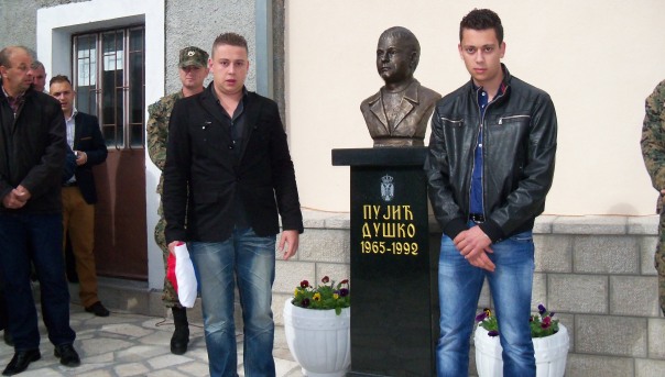 Otkrivena spomen-bista Dušku Pujiću