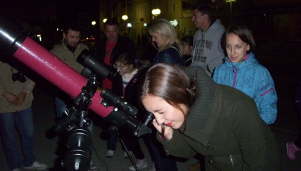 Ljubitelji astronomije posmatrali Mjesec