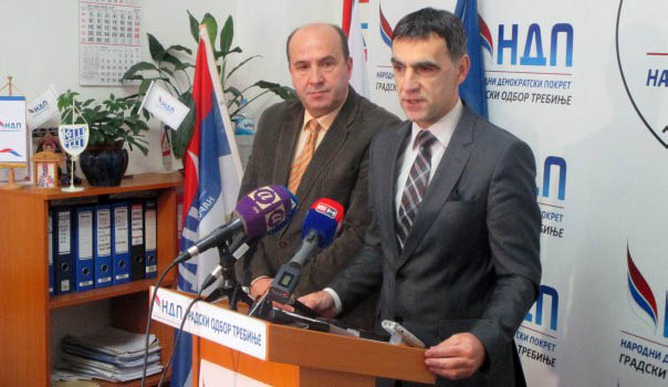 Krsmanović: Depoziti javnih preduzeća propadaju u Bobar banci, a organi gonjenja se prave nevješti