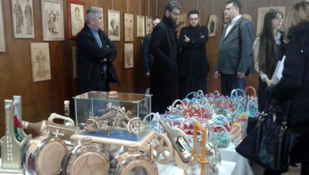 Osuđenici izložili rukotvorine