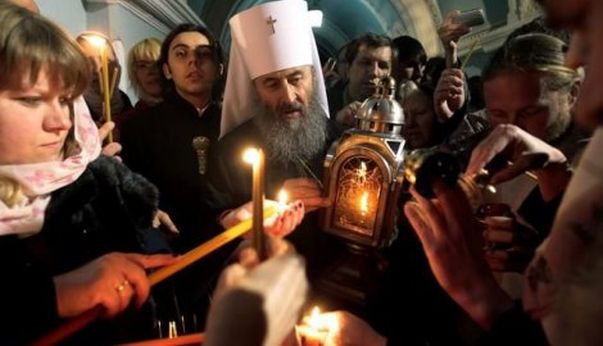 Blagodatni oganj iz Jerusalima stiže i u Trebinje!