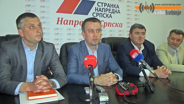 Šukalo u Trebinju: Istražite afere ako hoćete podršku