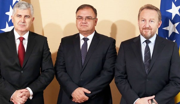 Srbima SIPA, RAK... Hrvatima UIO, GP... Bošnjacima OBA, CB...