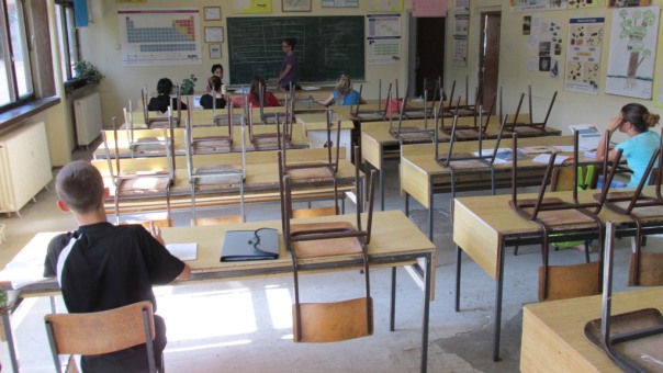 I osnovci na popravnom