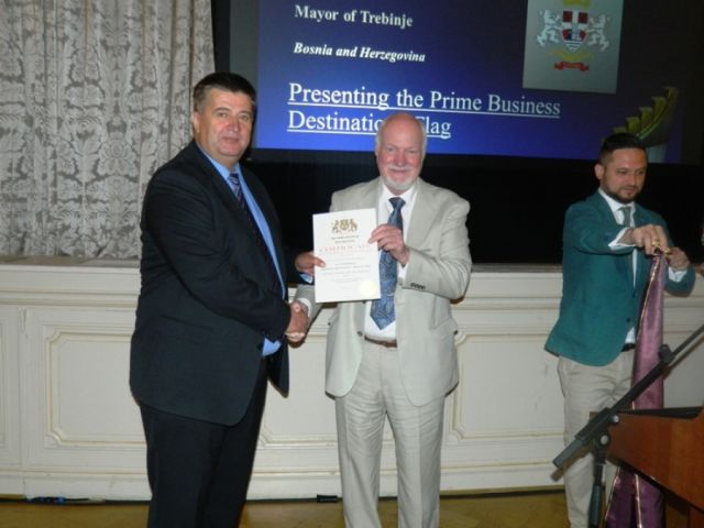 Gradonačelnik Trebinja primio nagradu Evropske poslovne skupštine: Trebinje pogodno mjesto za investiranje