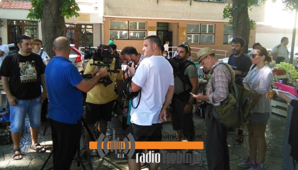 Екипа серије „Луд, збуњен, нормалан“ снима у Требињу