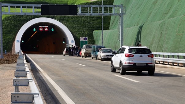 ЕУ инвестира милијарду евра у западни Балкан