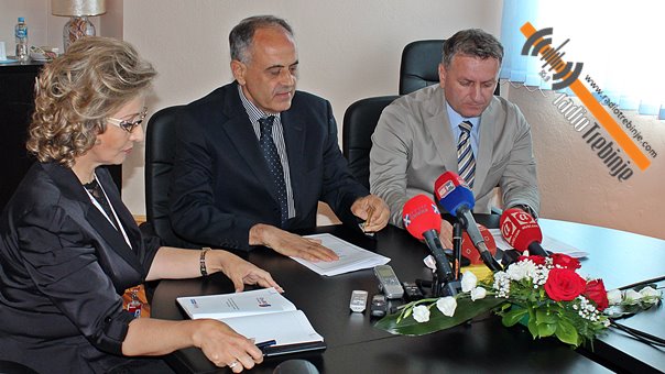 Милић: Пензије и даље касне, због хроничног мањка новца