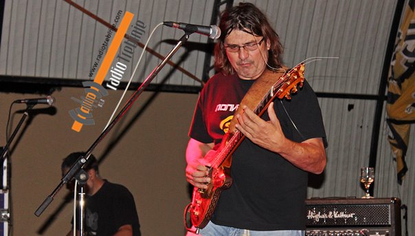 Почео трећи Мосток: Звијезда прве вечери Рамбо Амадеус