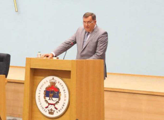 Dodik odustao - nema većinu u Skupštini?!