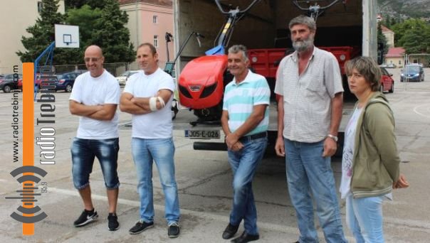 Мотокултиватори и опрема за шест породица