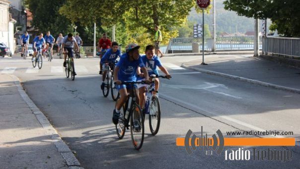 Бициклисти возили за здравију животну средину