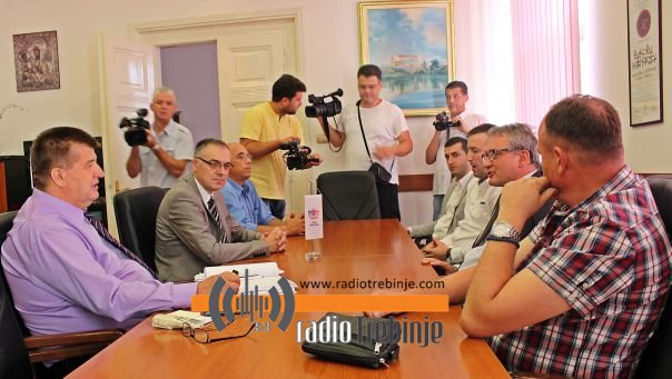 Босић и Вучуревић: Процесуирати све криминалне афере