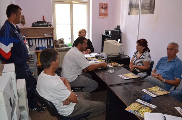 Пакети Црвеног крста за породице несталих