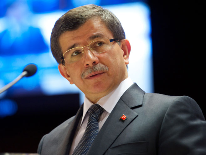 Давутоглу: Не желимо кризу у односима са Москвом