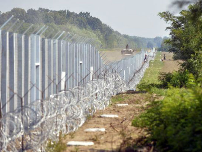 Могерини: ЕУ пријети распад због избјегличке кризе