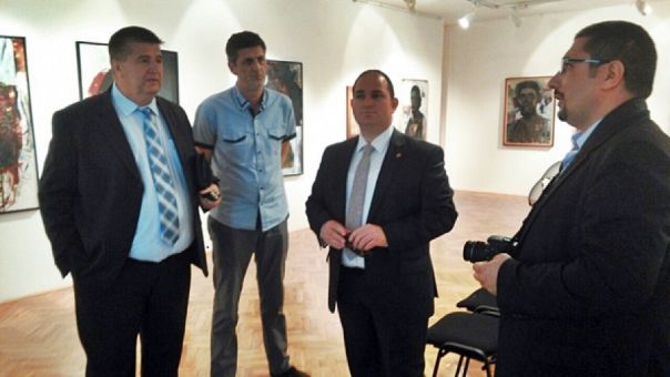 Након више деценија извјесна обнова Дома културе Требиње