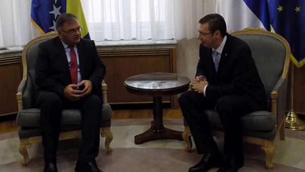 Vučić i Ivanić o jačim odnosima Srbije i BiH