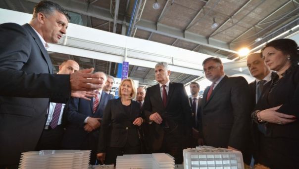 Човић и Иванић: БиХ мора ићи напријед