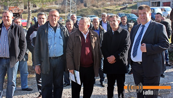 Настављени радови на изградњи зубачког водовода: За годину дана вода до сваког домаћинства