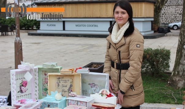 Креативци украсили Дучићеву улицу