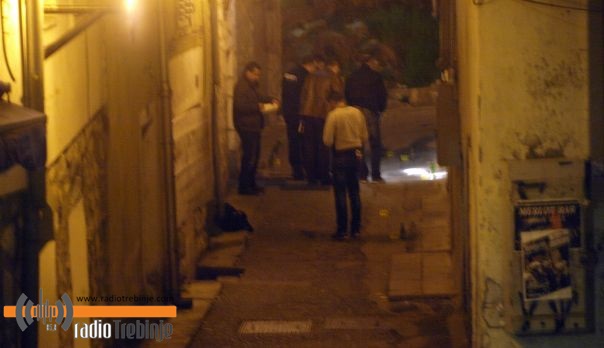 У пуцњави рањен младић