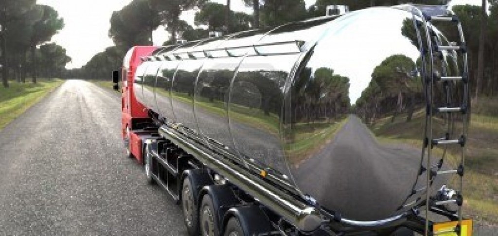 Naftaši gomilaju zalihe zbog rasta cijena