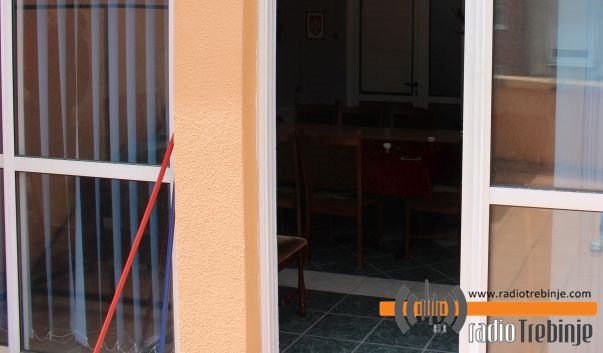 Обијене просторије СДС-а