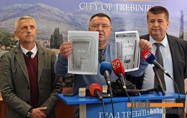 Станари огорчени због замјене сатова