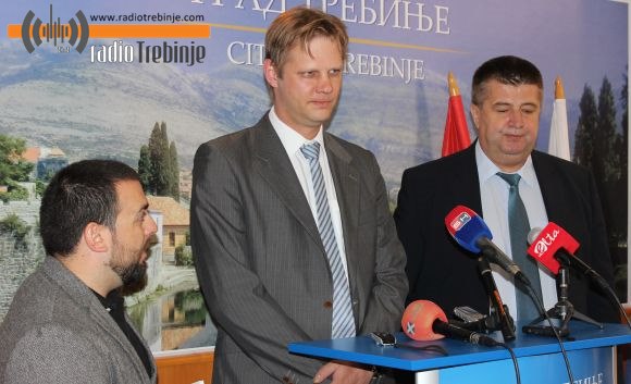 Њемачка организација „Хелп“ помаже развој пољопривреде (Видео)