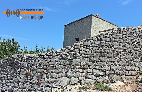 Prokletstvo Kusturičine kule u Volujcu