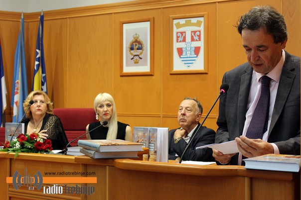 Кроз теорију и праксу: Како до заштите права на достојанствен рад