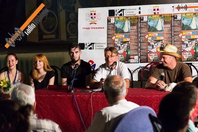 Razgovori o predstavi „ZOO!“