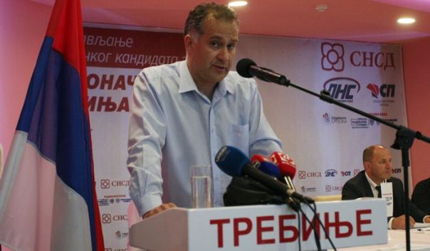 Гркавац искључен из Српске радикалне странке због подршке СНСД-у