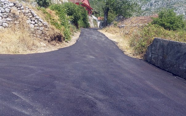Завршени радови на асфалтирању у Драчеву и Аранђелову