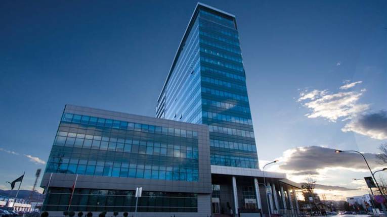 Vlada najefikasniji “ekonomski ubica”