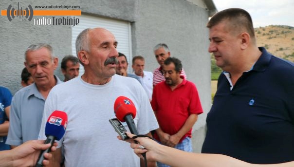 Мјештани Волујца 2: Вучуревић испунио обећање