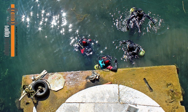 Рониоци у акцији чишћења корита Требишњице