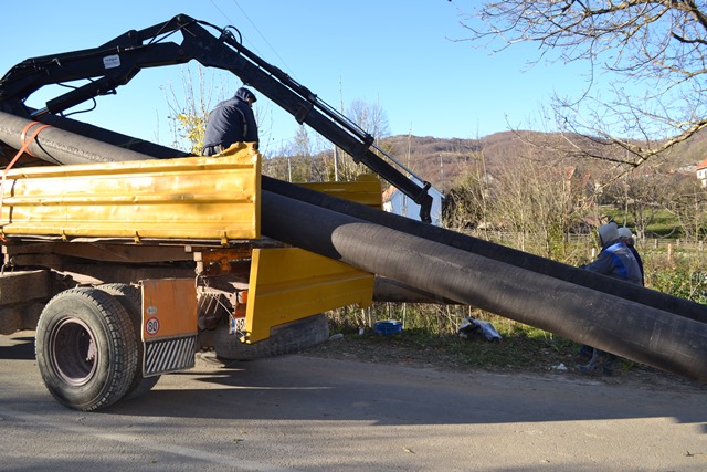 Настављено отклањање квара на главном цјевоводу