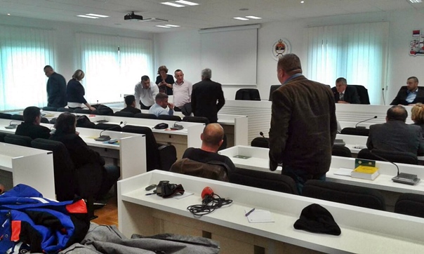 Дунђер ошамарио предсједника Скупштине