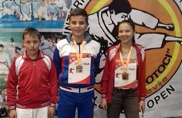 Сребро и бронза за КБС Требиње