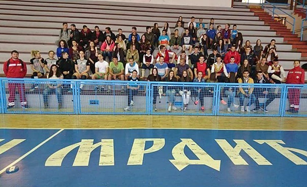 100 средњошколаца за спорт и културу у Требињу