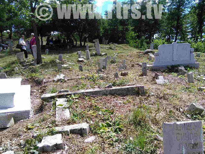 Поново оскрнављено српско гробље у Мошћаници код Зенице