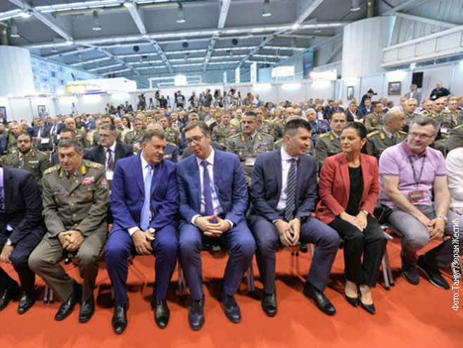Dodik: Srpska računa na potencijale vojne industrije Srbije