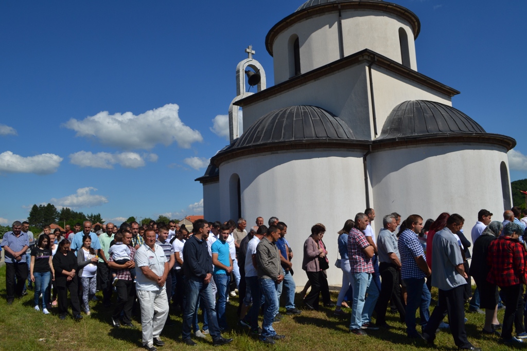 Народно саборовање Зовом Долу