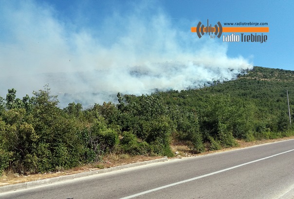 Ситуација на пожариштима у Љубињу стабилнија, приоритетно опремити Ватрогасну јединицу
