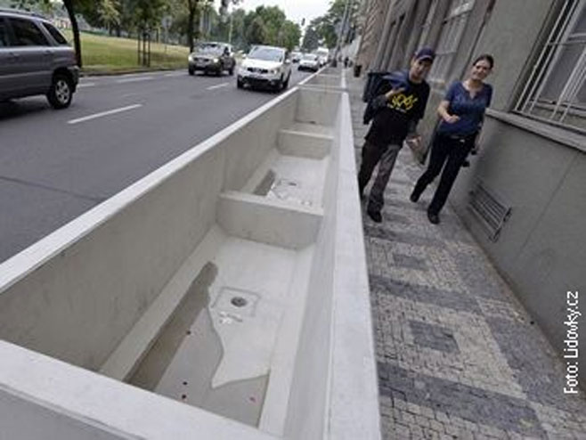 Чеси смислили специјалне жардињере против терористичких напада
