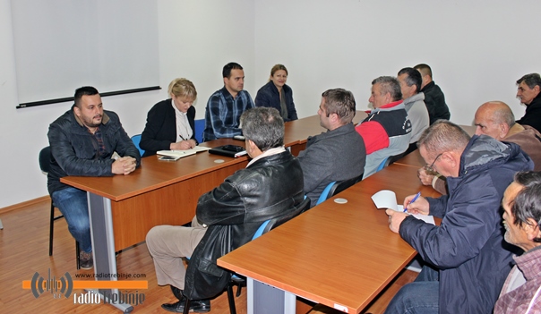 Аграрни фонд организовао састанак са локалним пољопривредницима: Партнерство за сигуран пласман
