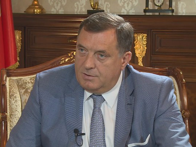 Додик: Изузетно опасне конструкције о формирању паравојних јединица