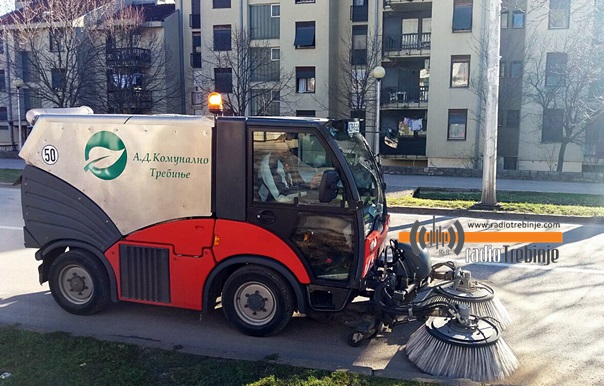 Komunalno nabavilo savremenu čistilicu